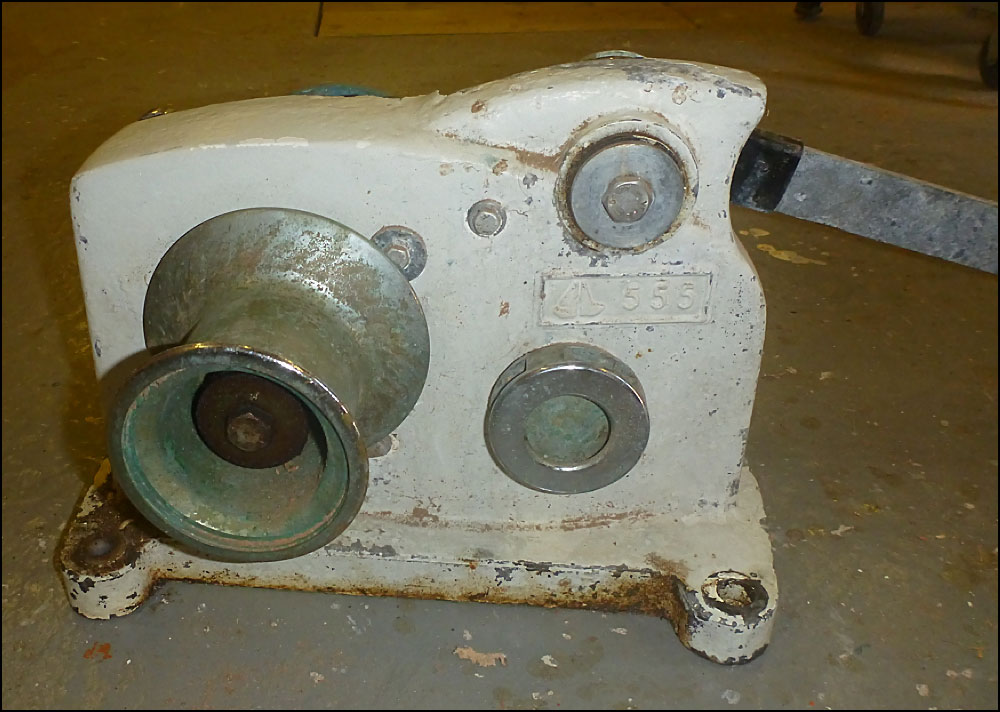 Used Simpson Lawrence 555 manual anchor yacht windlass, with handle eBay
